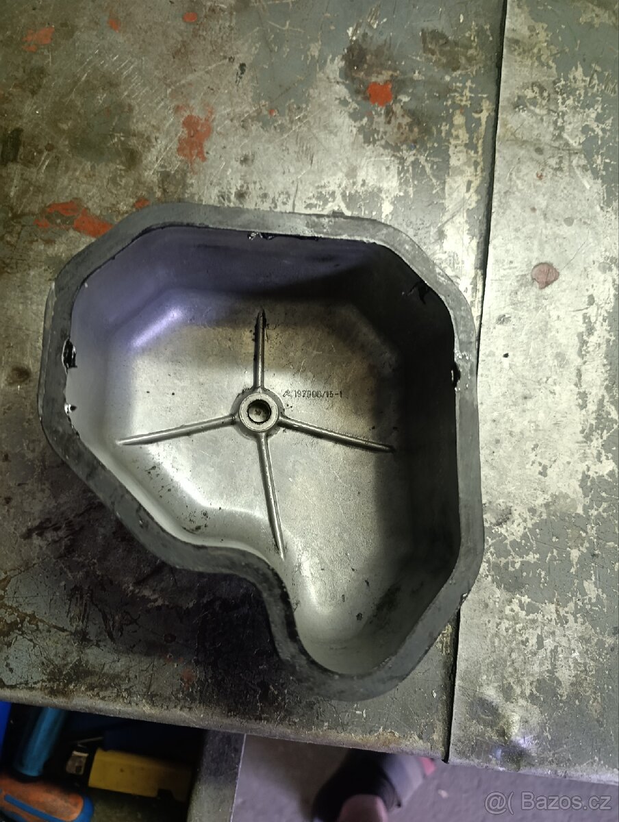 Kryt hlavy válce Zetor 4011 - 2