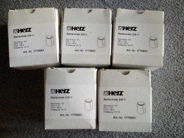 termopohon Herz 3ks -radiátory,rozdělovač podlahového topení - 2