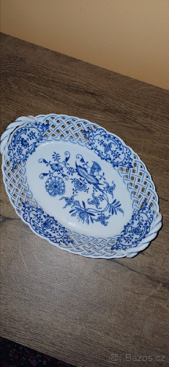 Karlovarský porcelán- cibulàk - 2