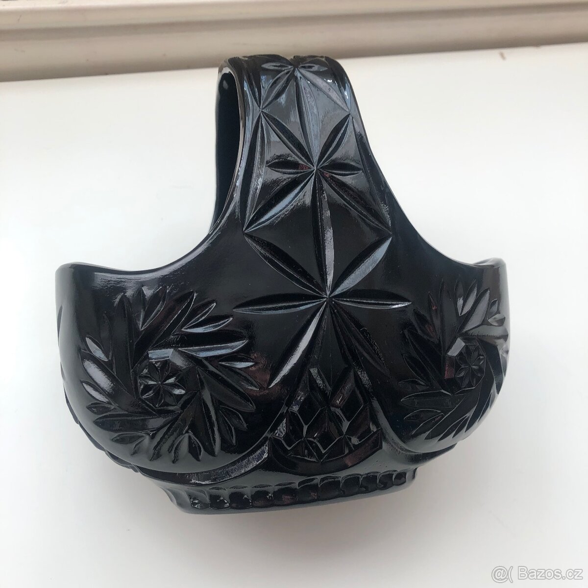 Černý broušený košík Bohemia - 2