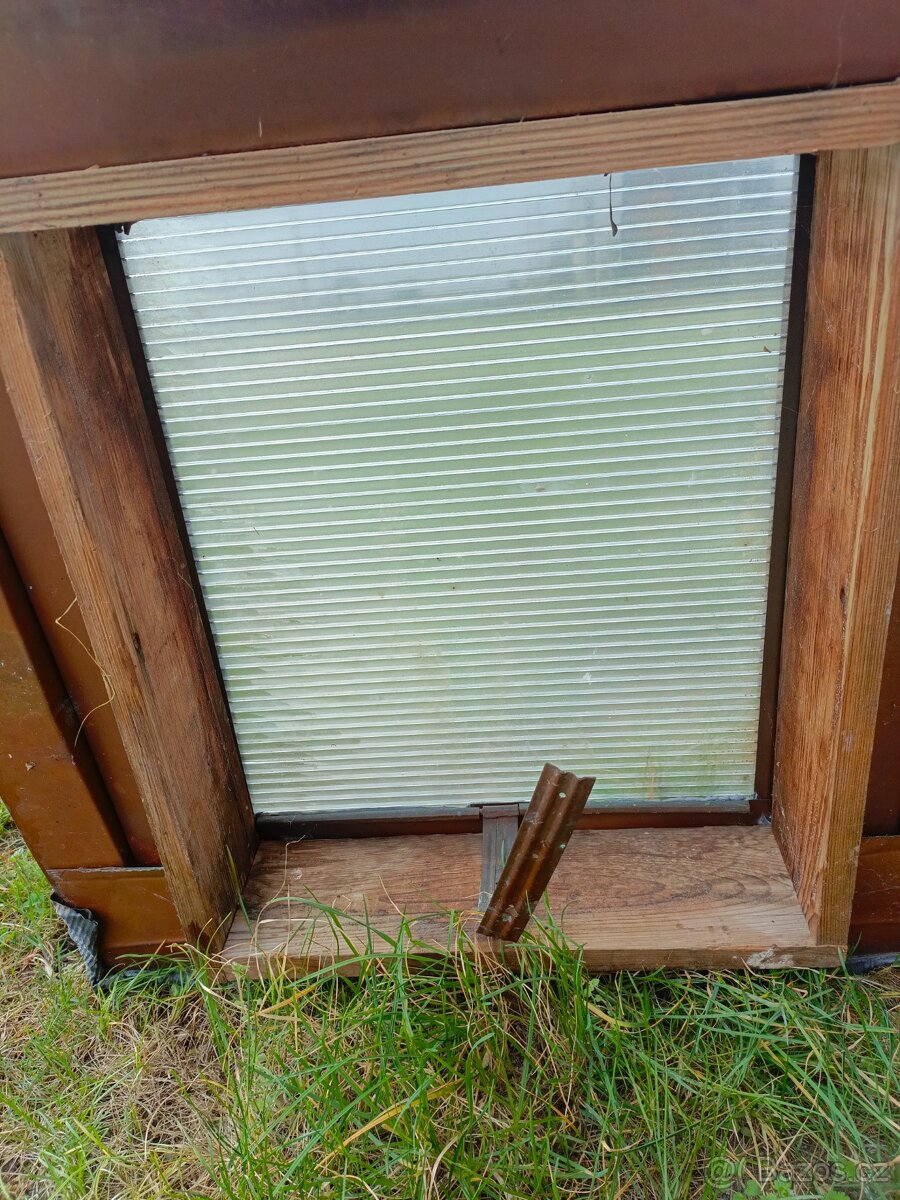 Měděný střešní výlez - 2