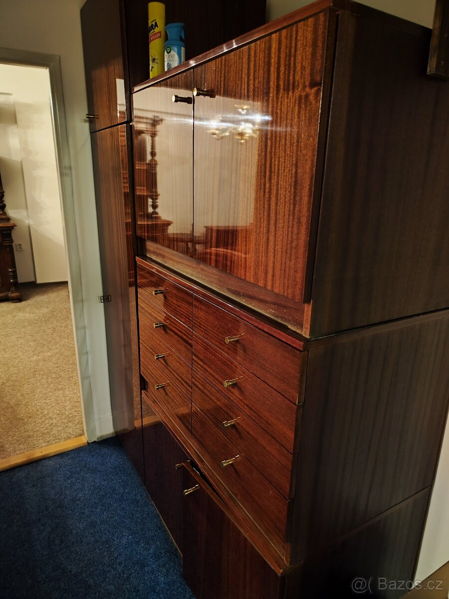 Sektorový nábytek - 2