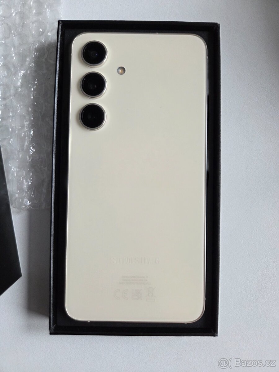 Samsung Galaxy S24, 8/256GB, Amber Yellow, stav jako nový - 2
