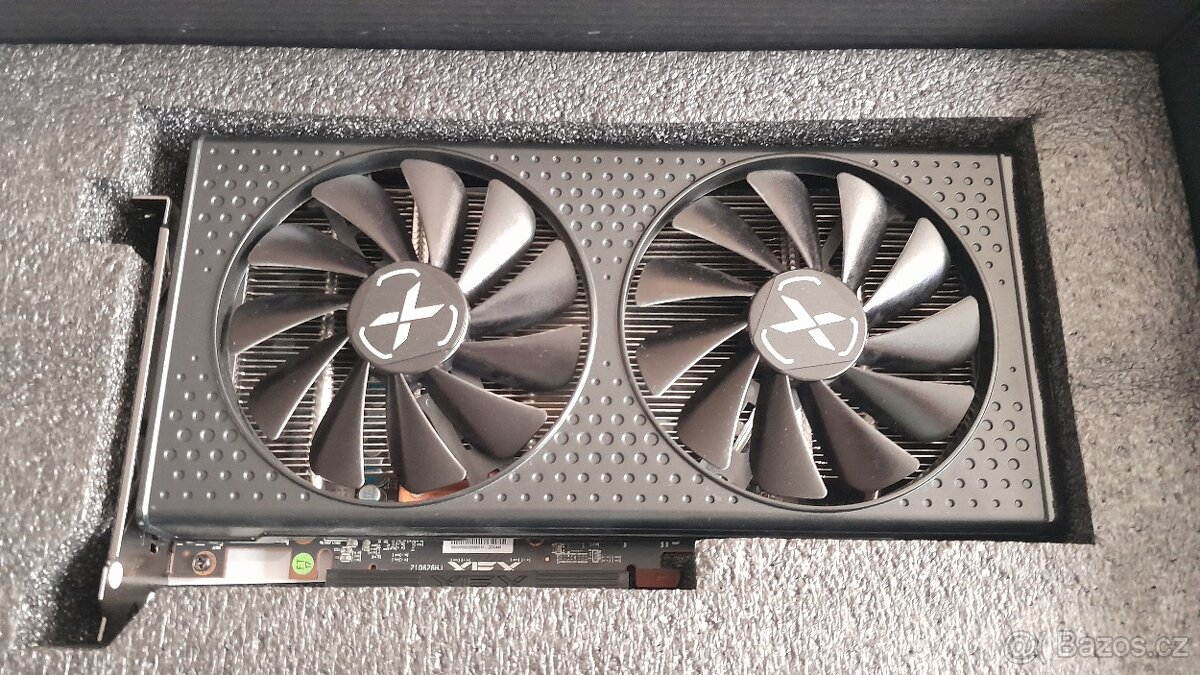 XFX Speedster SWFT 210 AMD Radeon RX 6600 8 GB - 2