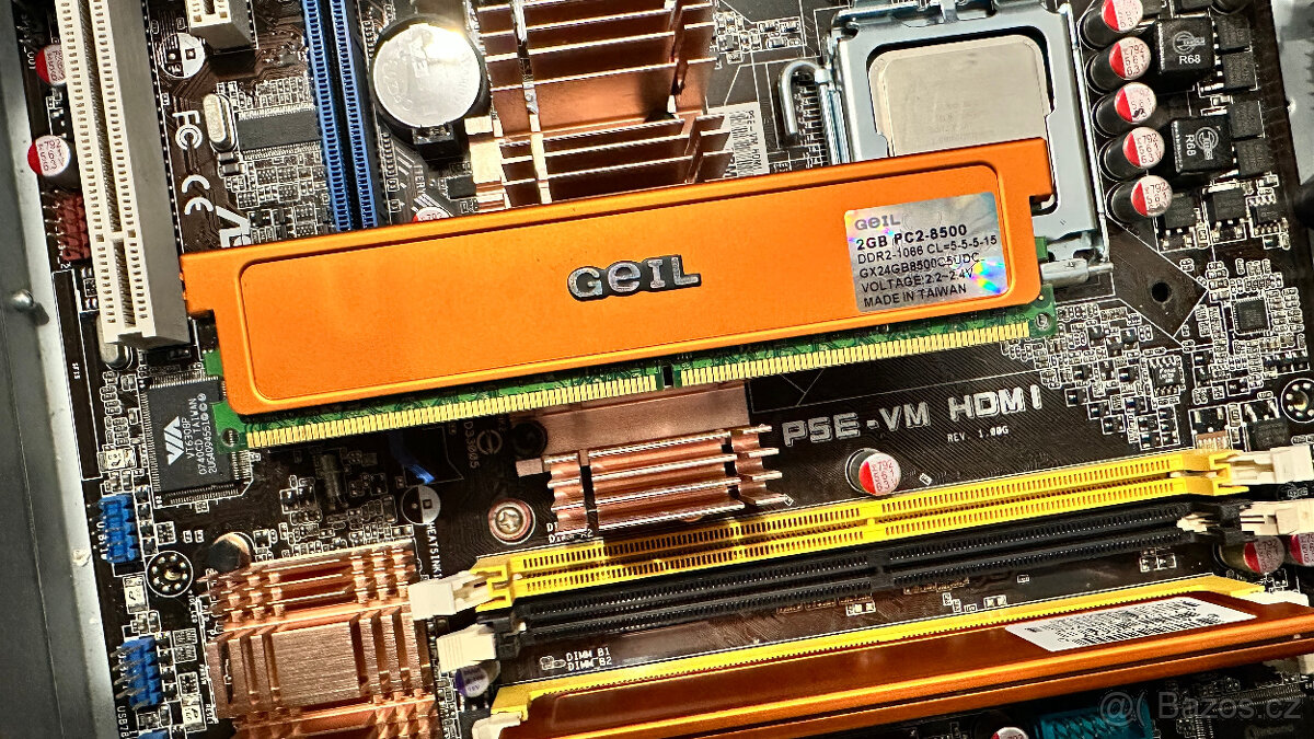 ASUS P5E-VM + mod BIOS pro Xeon X5460 + DDR2 RAM - 2