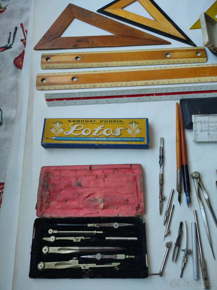 Retro rýsovací potřeby - 2