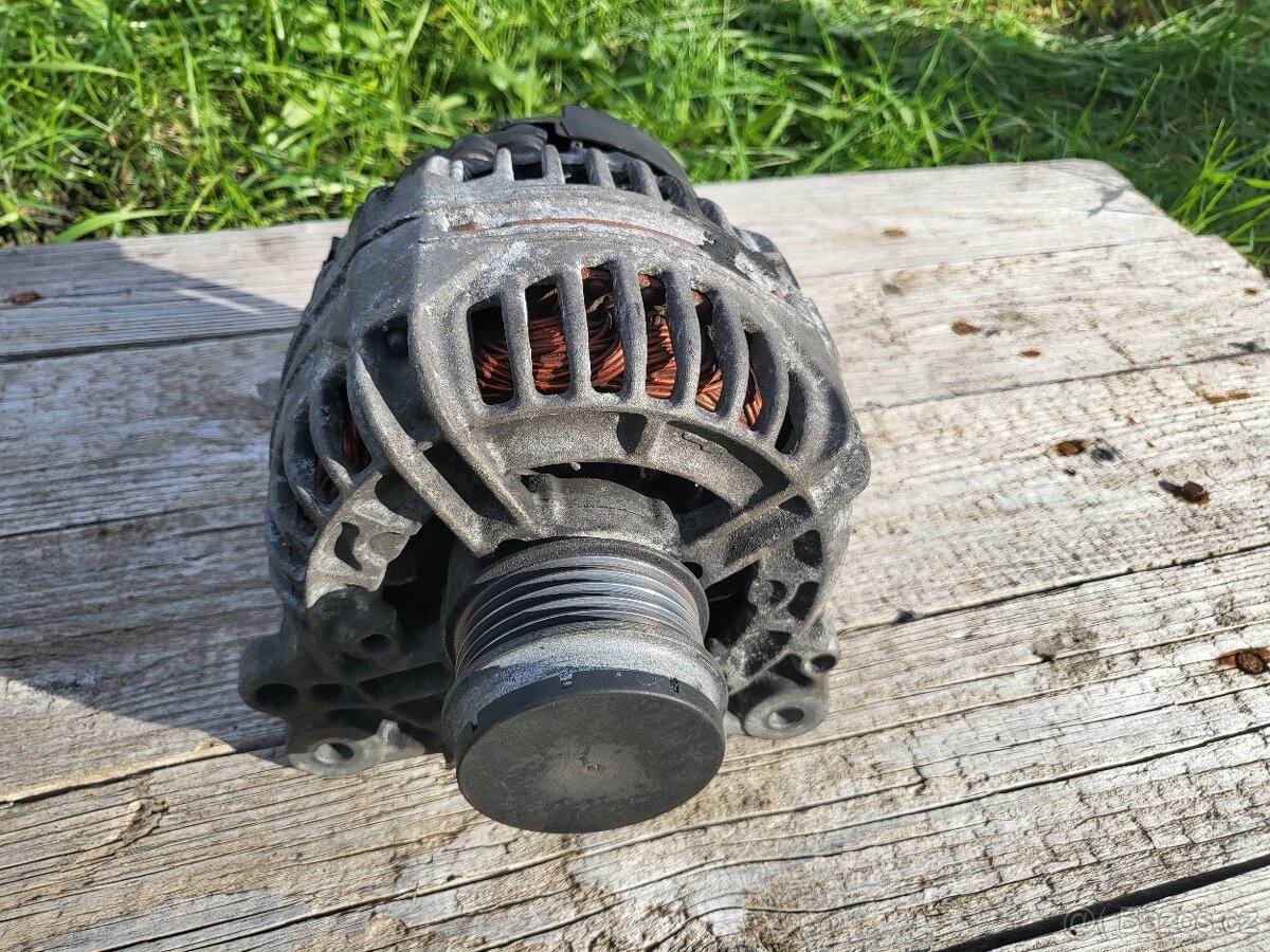 Alternátor Volkswagen Passat B 5,5 ( 3BG ) - 2