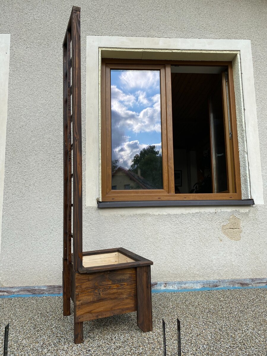 Hotový truhlík 1 - 2