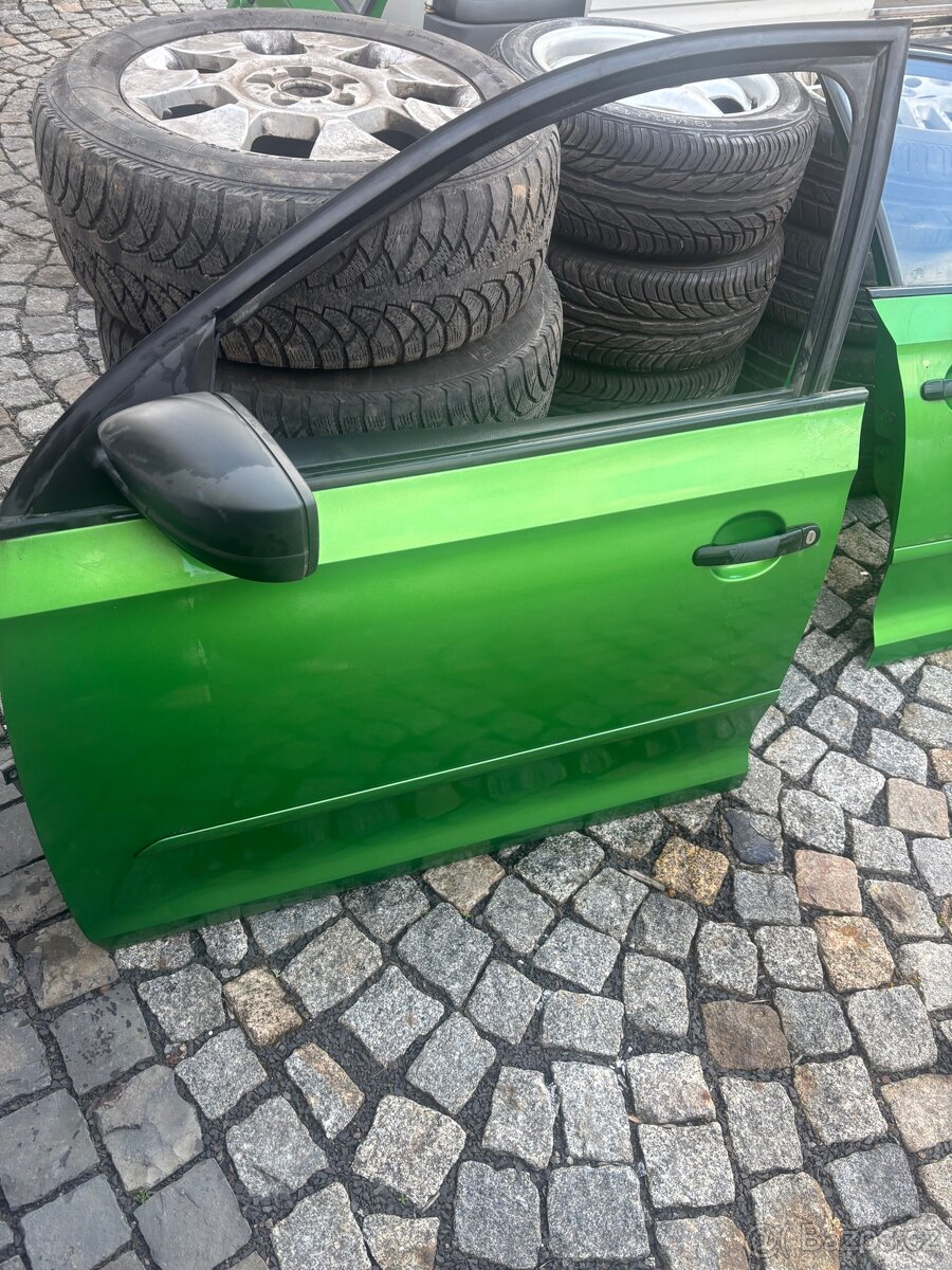 Škoda Rapid liftback - Dveře - 2