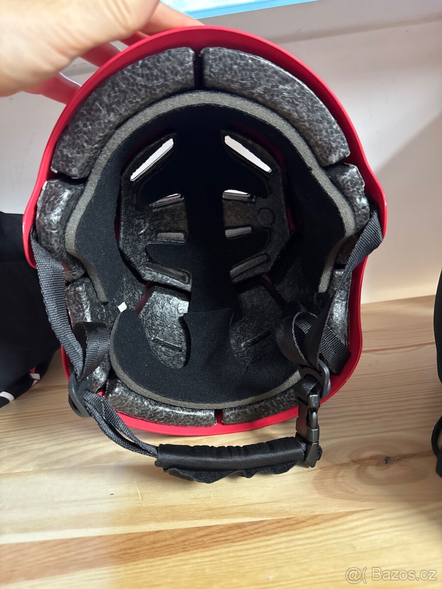 Nutcase helma velikost M - 2