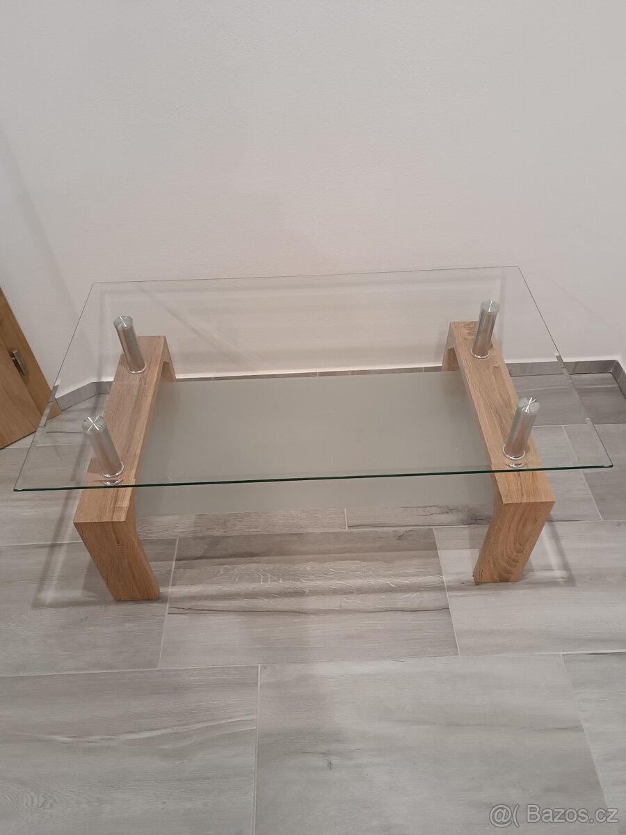 Konferenční skleněný stolek - 2