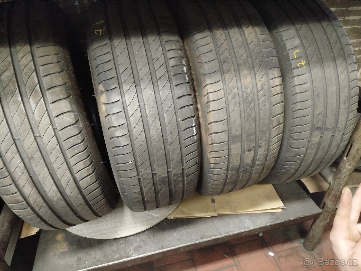 Letní pneu MICHELIN 205/55R17 - 2