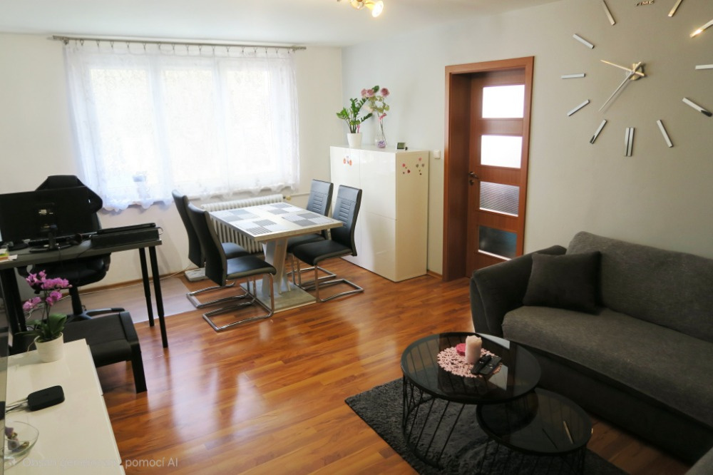 Prodej bytu 2+1, 64 m2, Rokycany, J. Knihy - 2