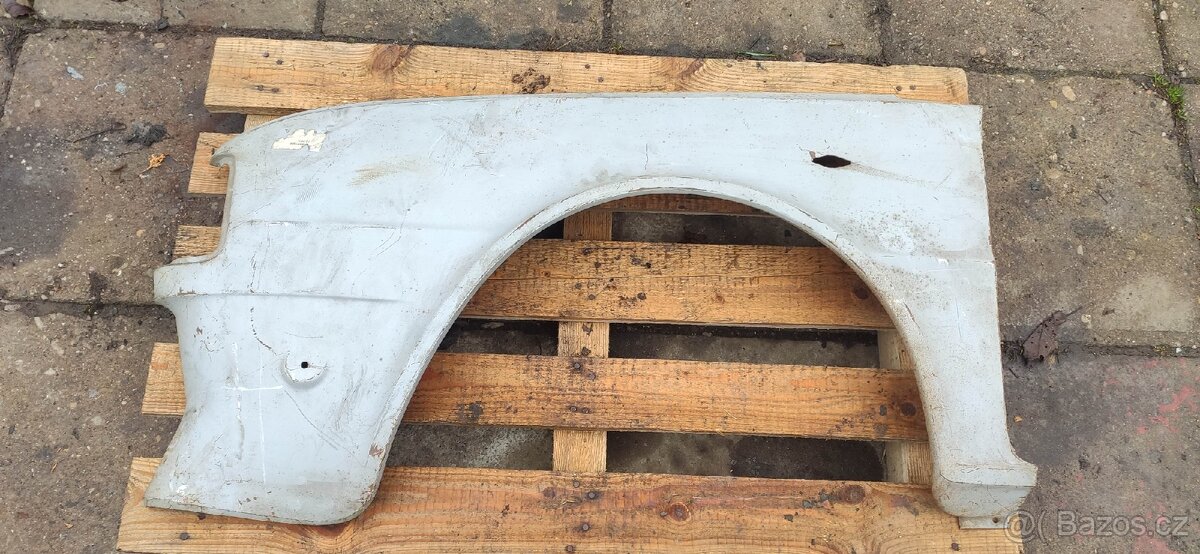 Levý Blatník škoda 120l typ M - 2