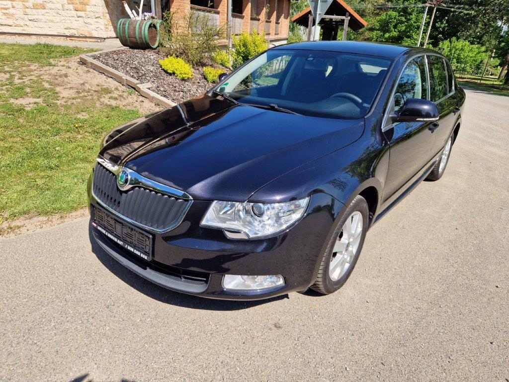 Škoda Superb 2 1,4 TSI, 92 KW xenony, vyhř. sed. - 2