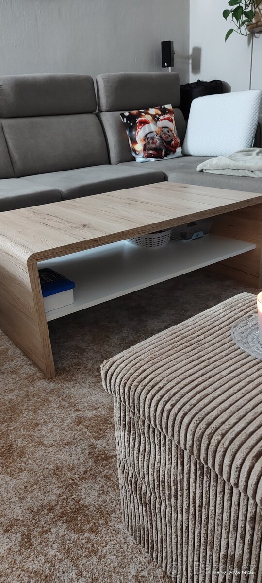 Konferenční stolek - 2