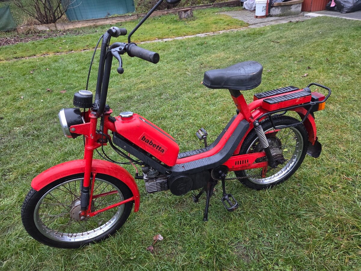 Babetta 210/215 s kartičkou, červená /4/ - 2