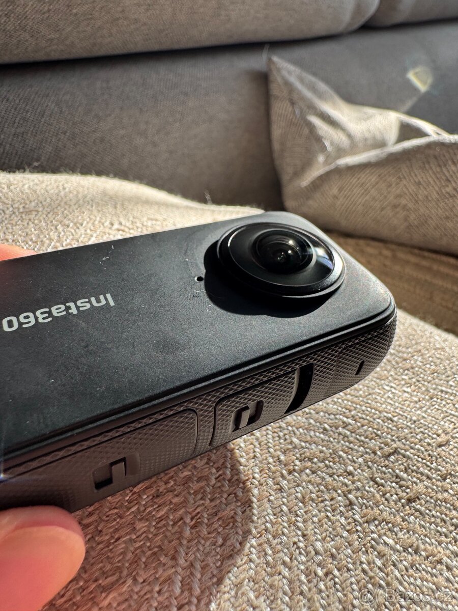 Insta360 X3 - 2