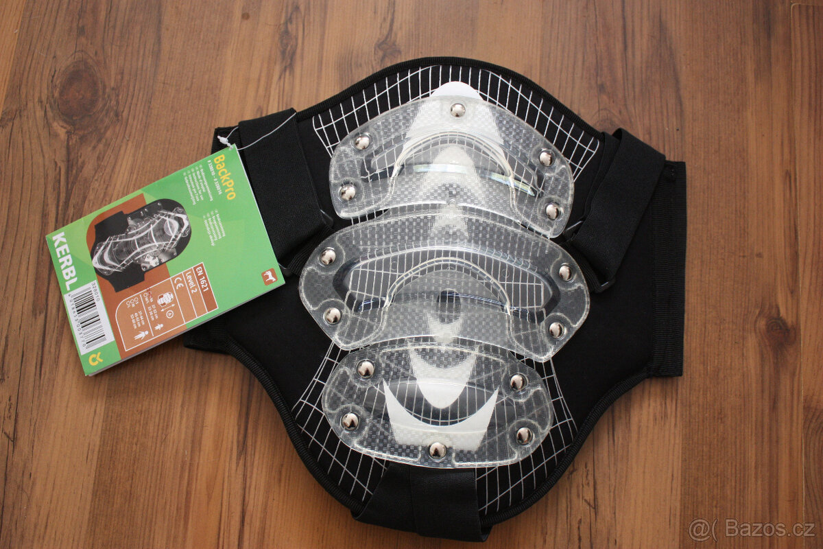 ÚPLNĚ NOVÝ DĚTSKÝ CHRÁNIČ PÁTEŘE vel.S/M - 2