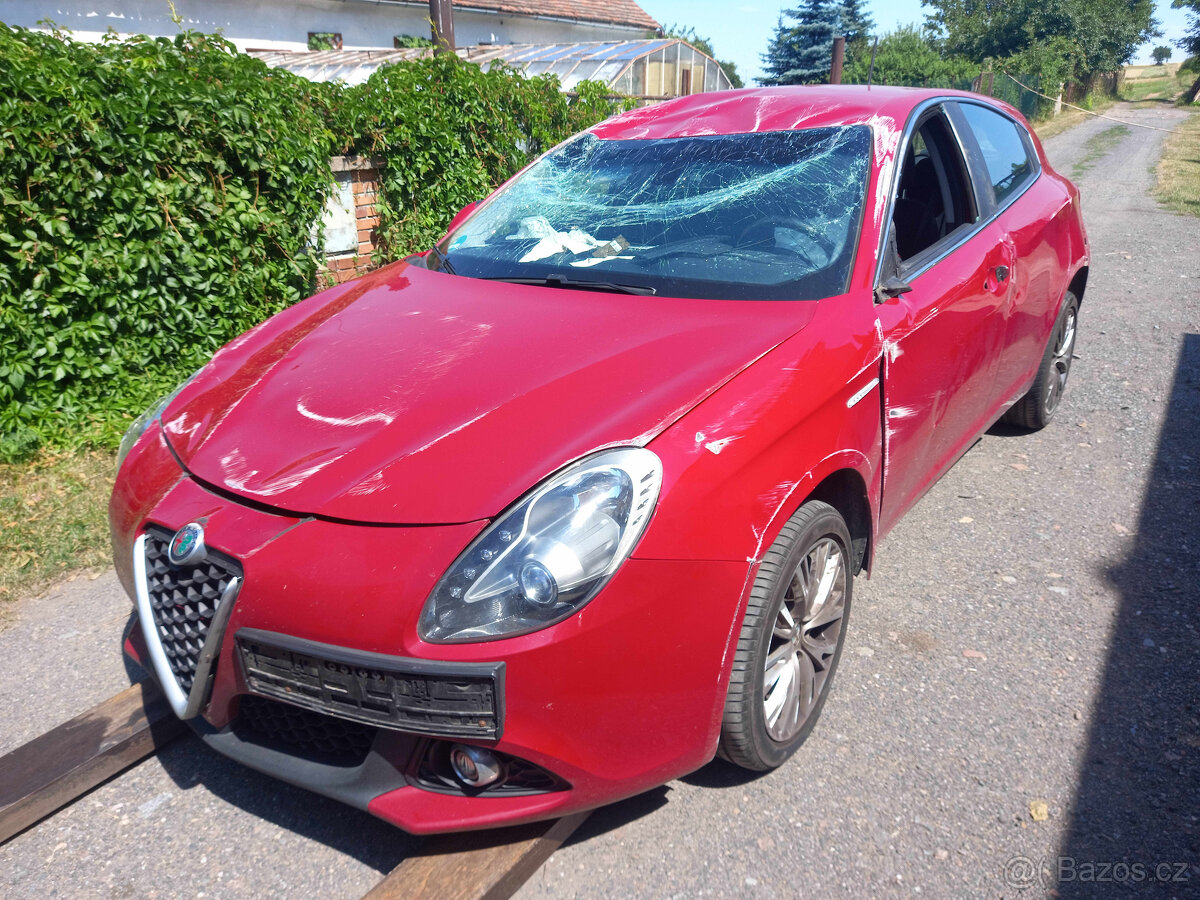 ALFA ROMEO GIULIETTA - 2