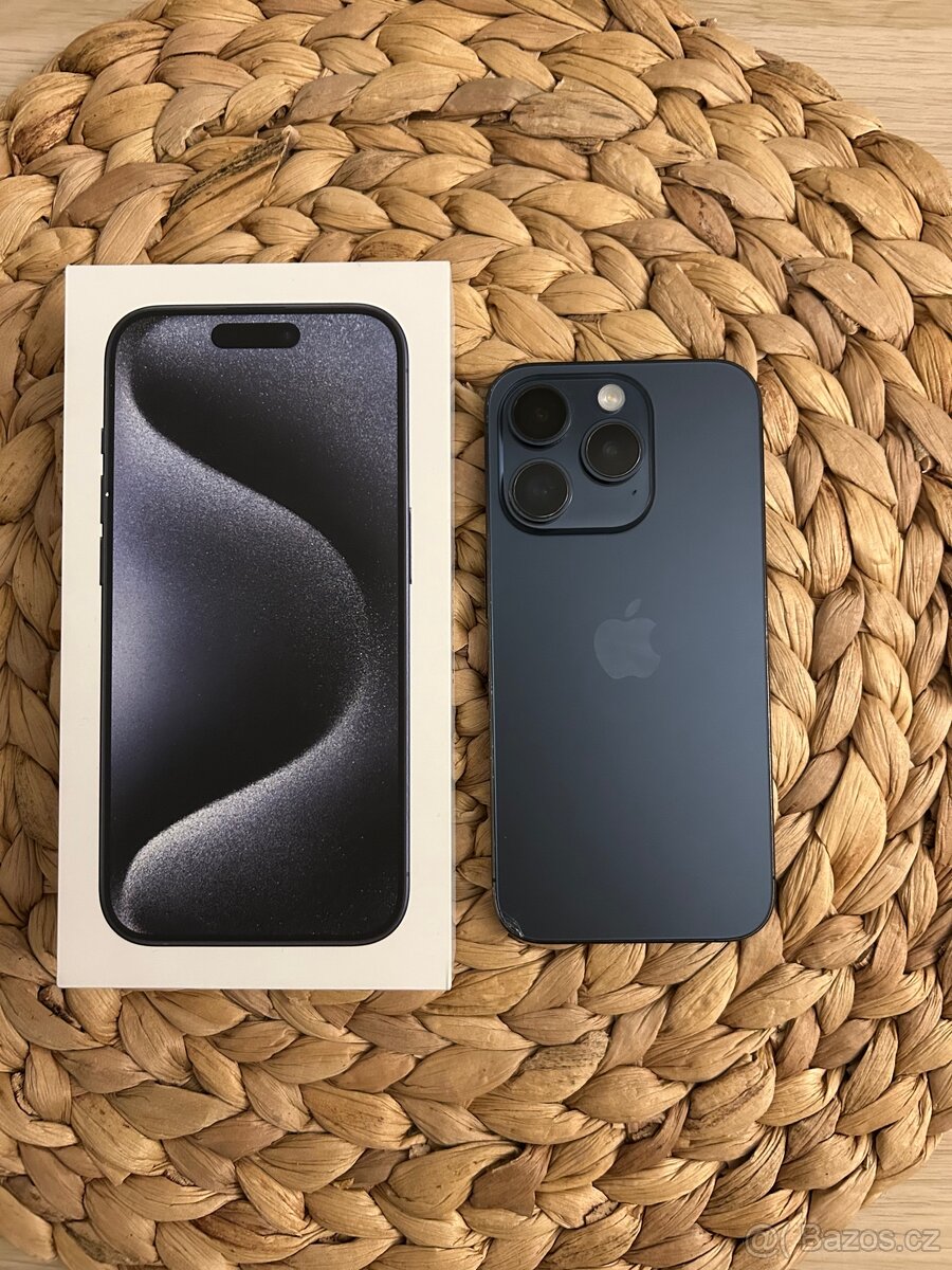 iPhone 15pro 256GB blue titanium - 2
