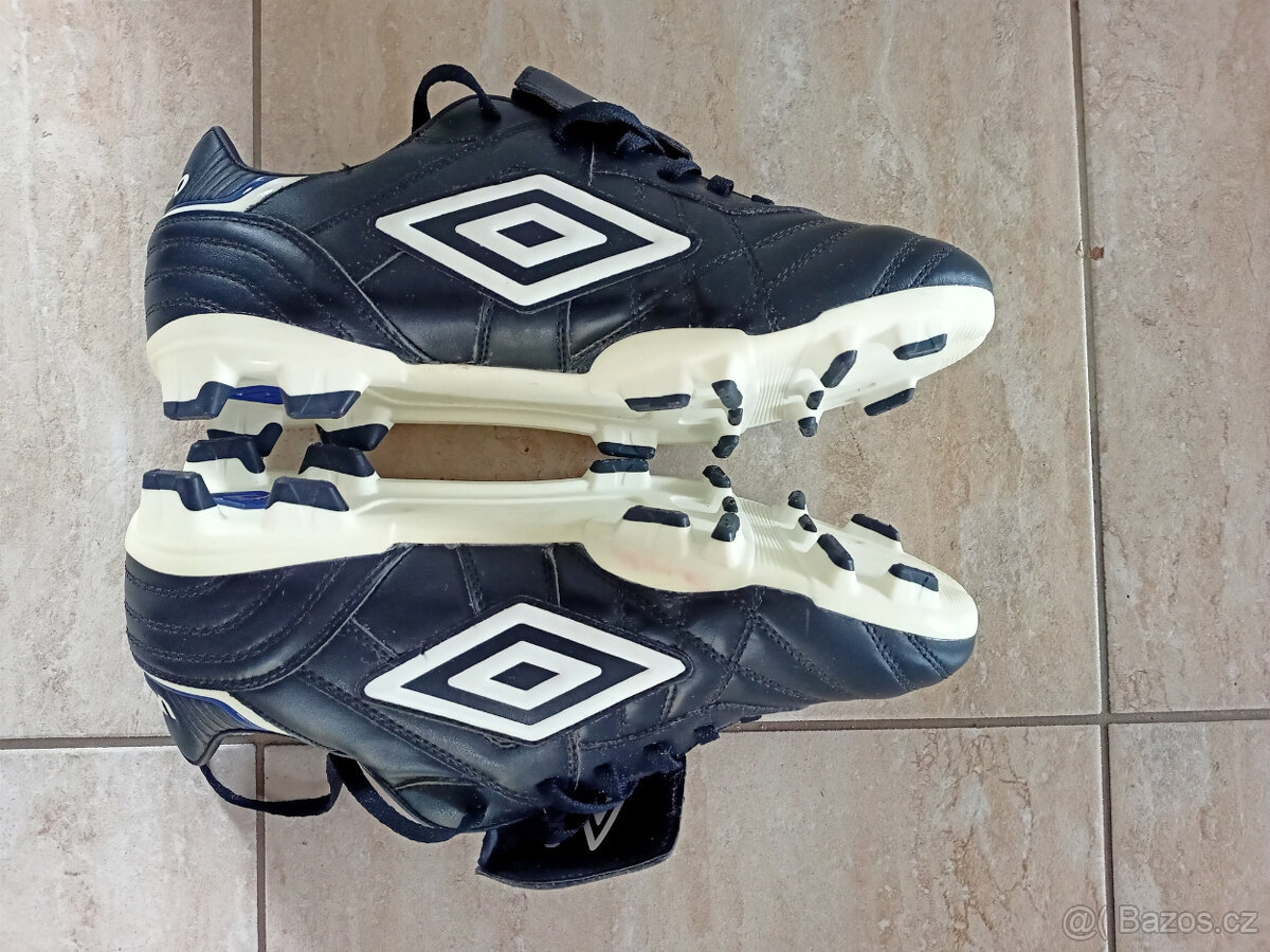 Kopačky UMBRO - 2