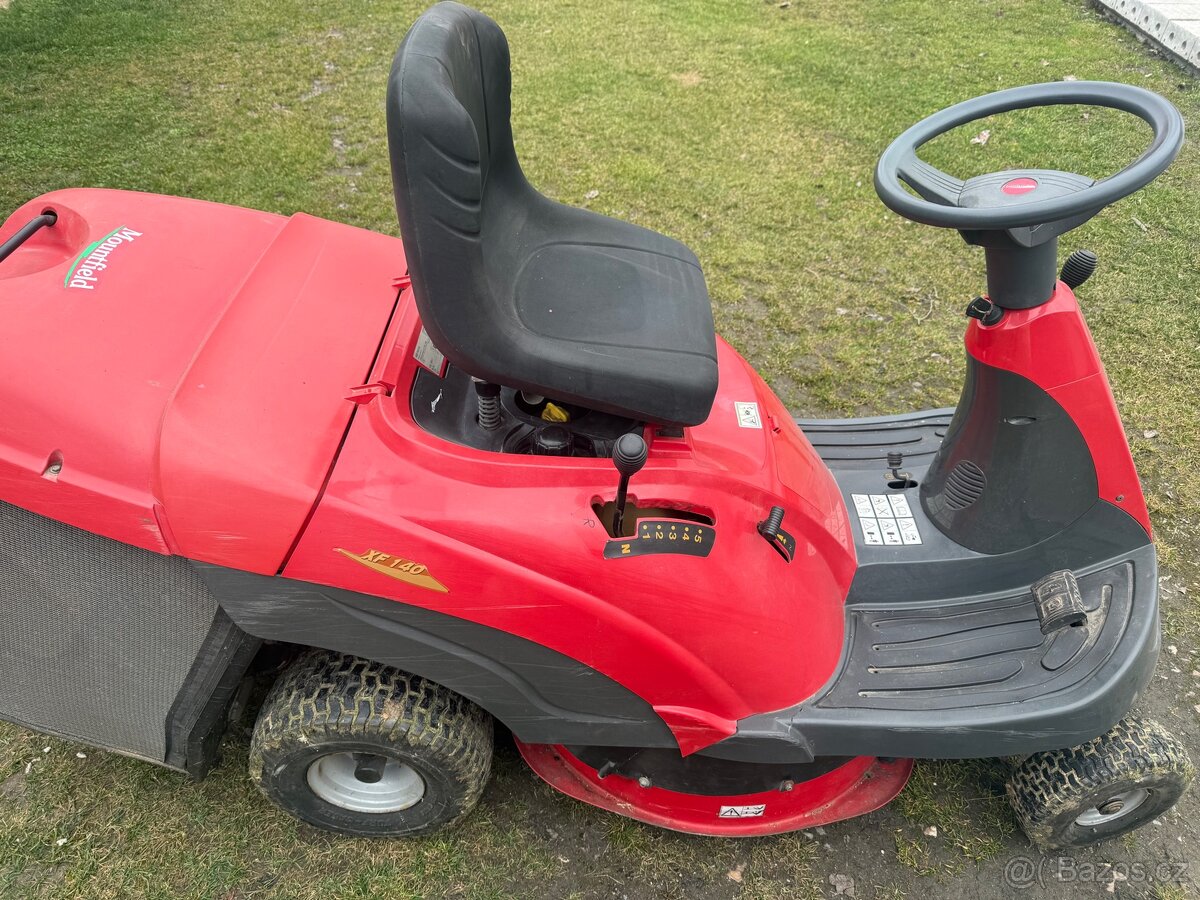 Zahradní traktor-rider - 2