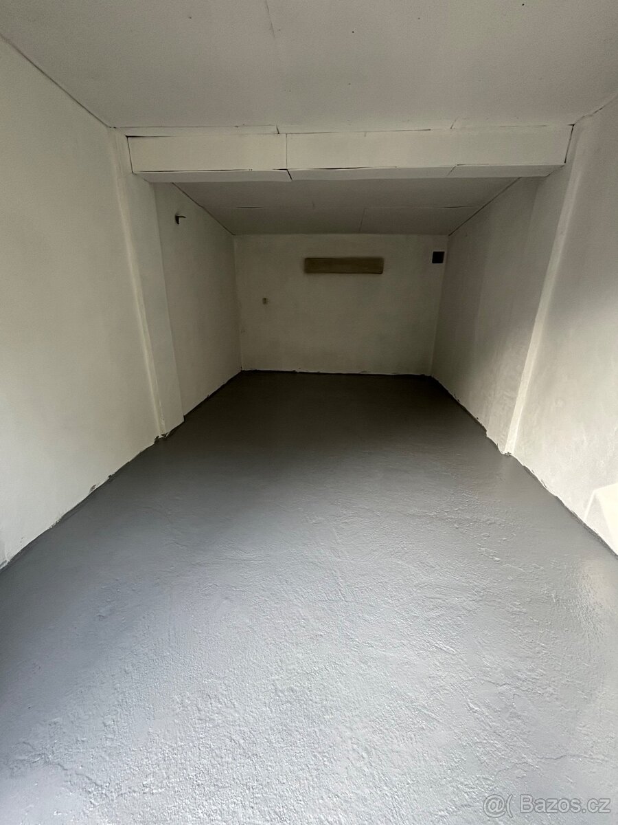 Pronájem garáže - 2