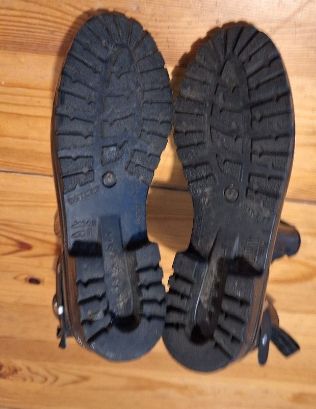 gumová perka - vel. 37. - 2