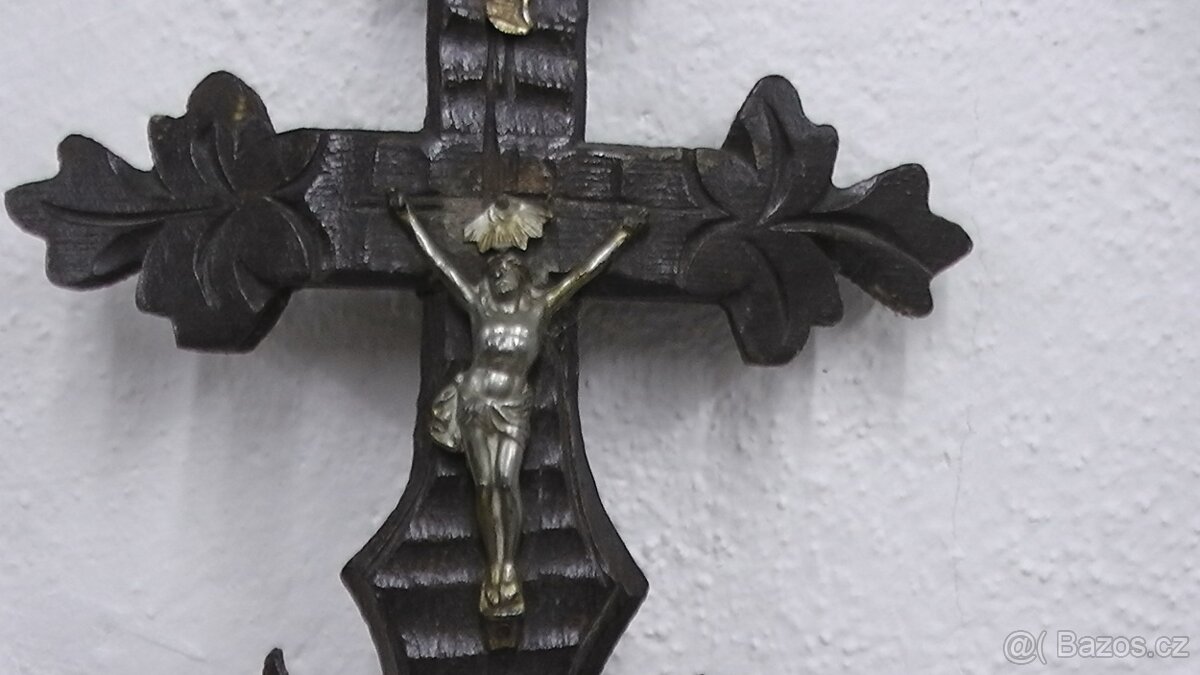 Dřevěný kříž - 2