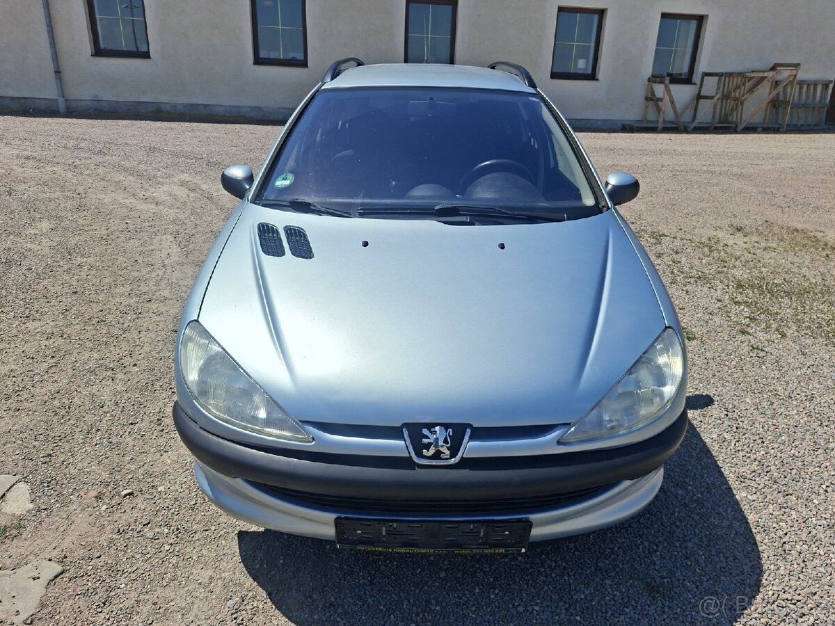 Peugeot 206-1.4i - 2