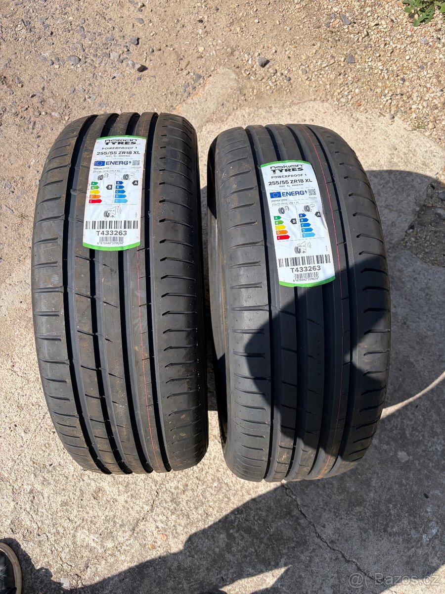 Pneu Nokian tyres 255/55/r18 - 2