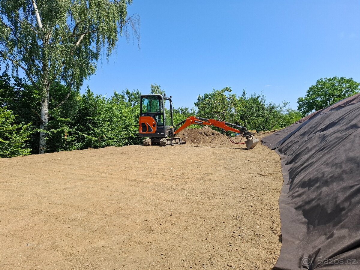 Terenní úpravy-zahradnické služby. - 2