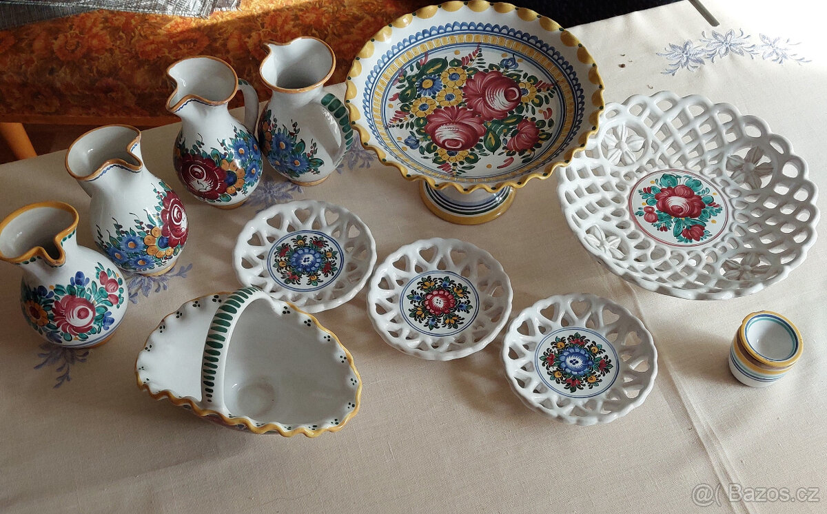 Tupeská keramika sada 57 ks - 2
