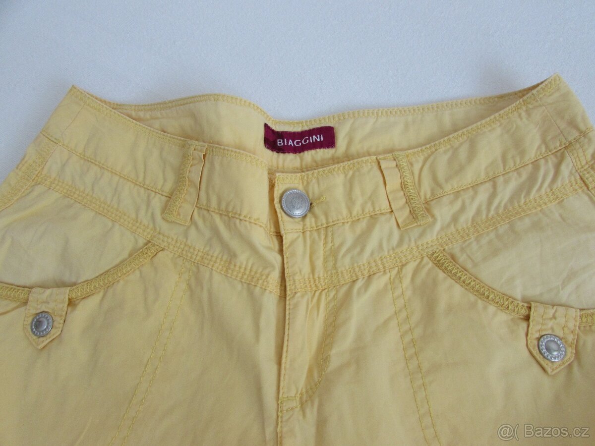 Dámské šortky vel. 38 - 2