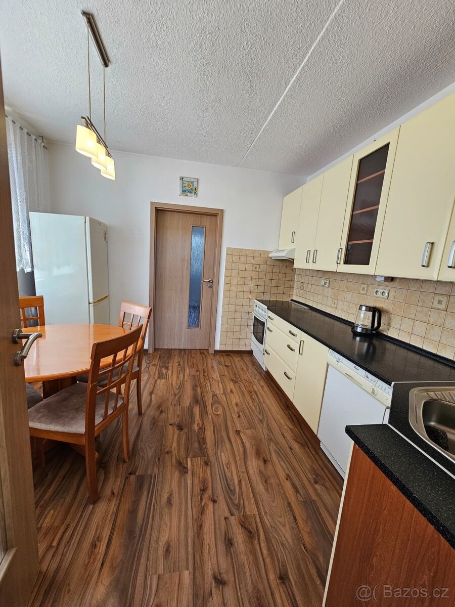Pronájem pěkného bytu 3+1 v Třebíči - 2