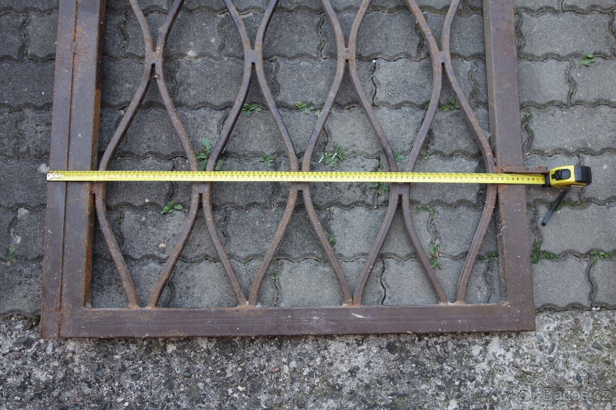 Bezpečnostní mříž na dveře - 2