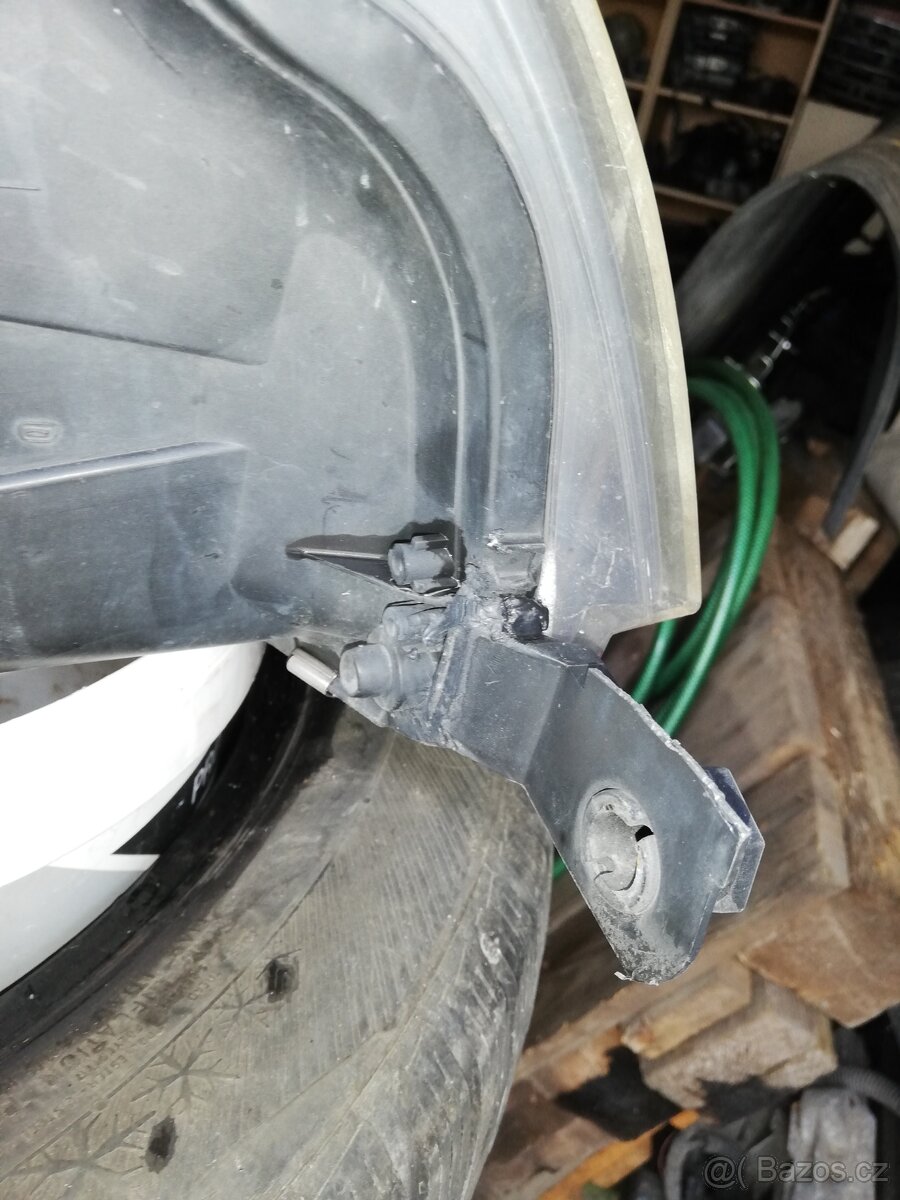 Fabia 1 levé přední světlo - 2