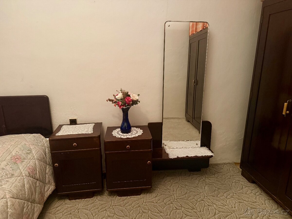 Starožitná ložnice - 2