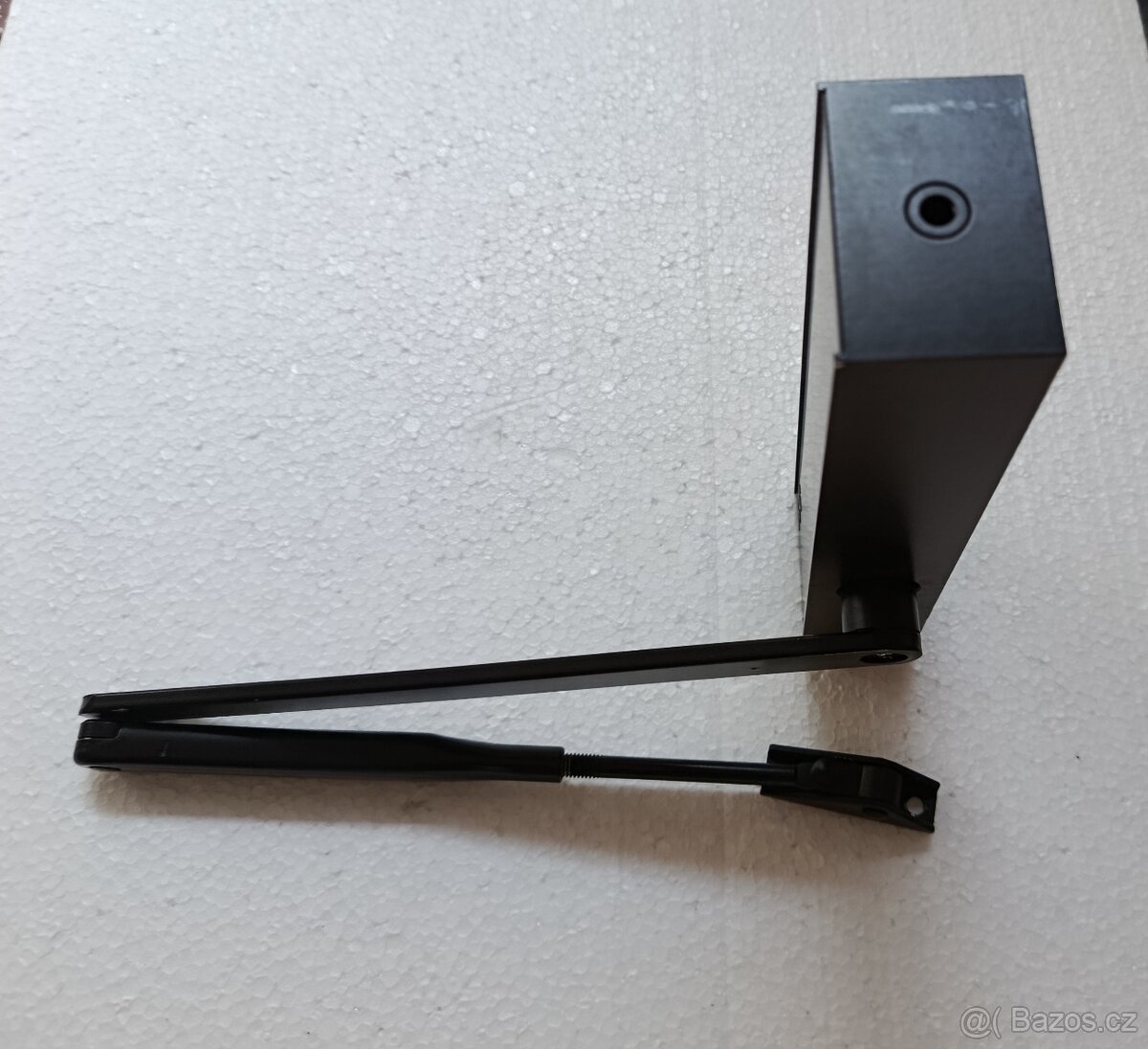 Dveřní zavírač Dorma TS73V - 2