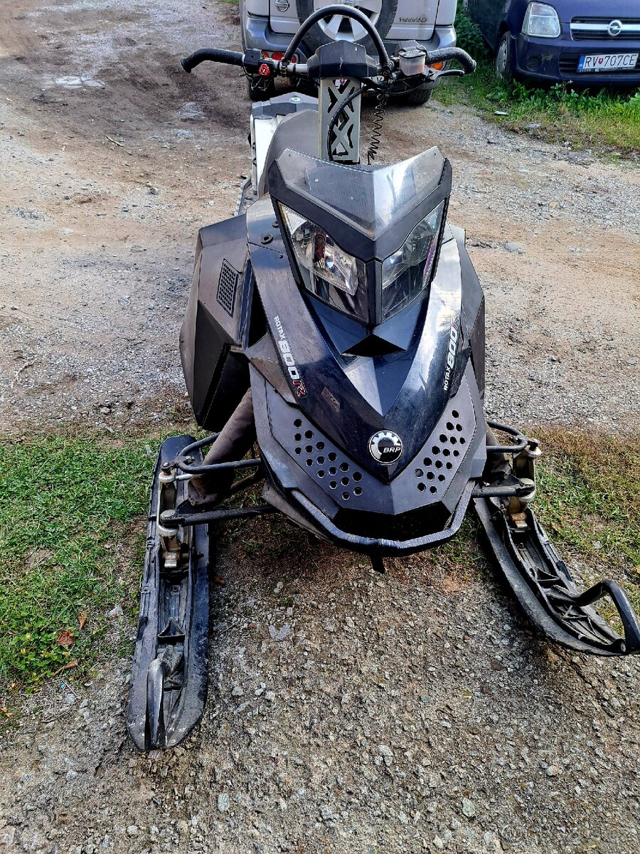 Ski doo summit R 800 - 2