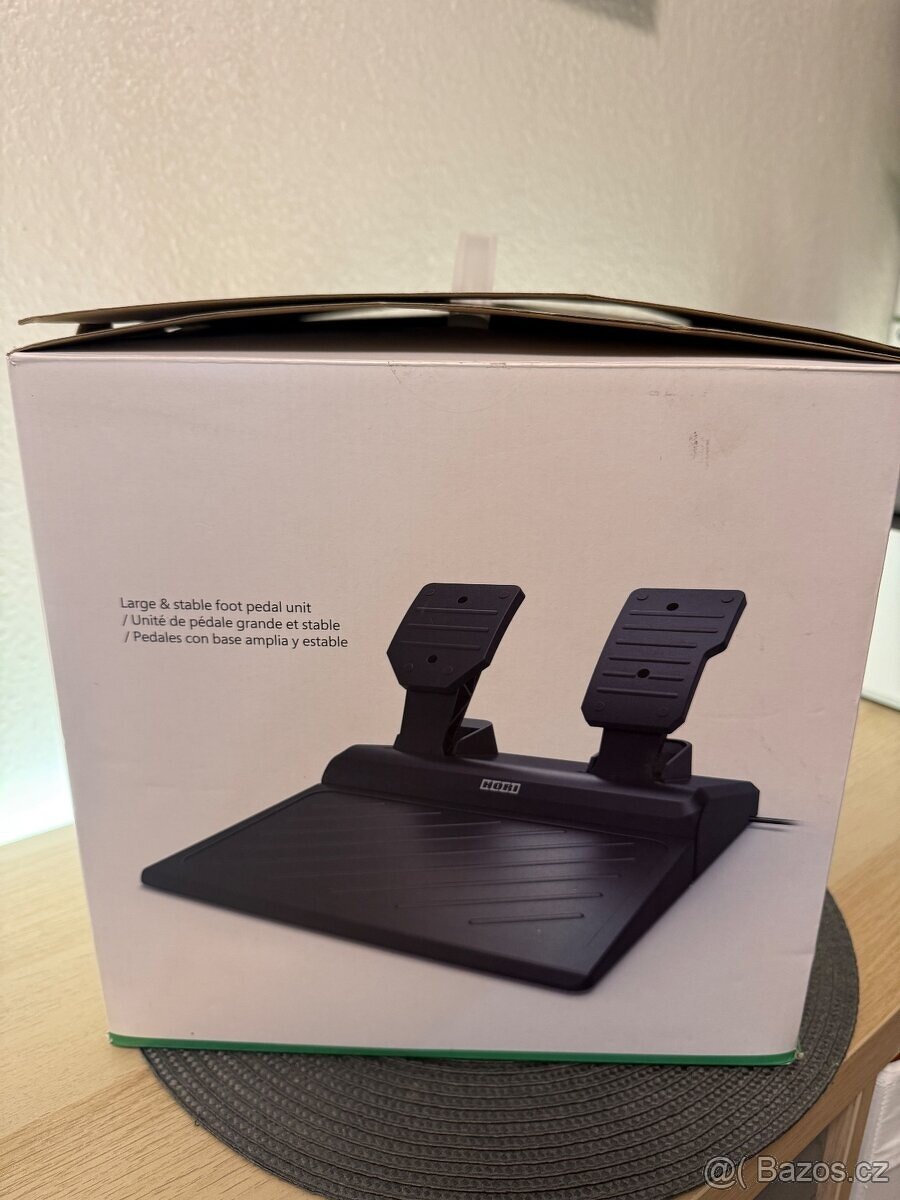 XBOX VOLANT S PEDÁLY V TOP STAVU - 2