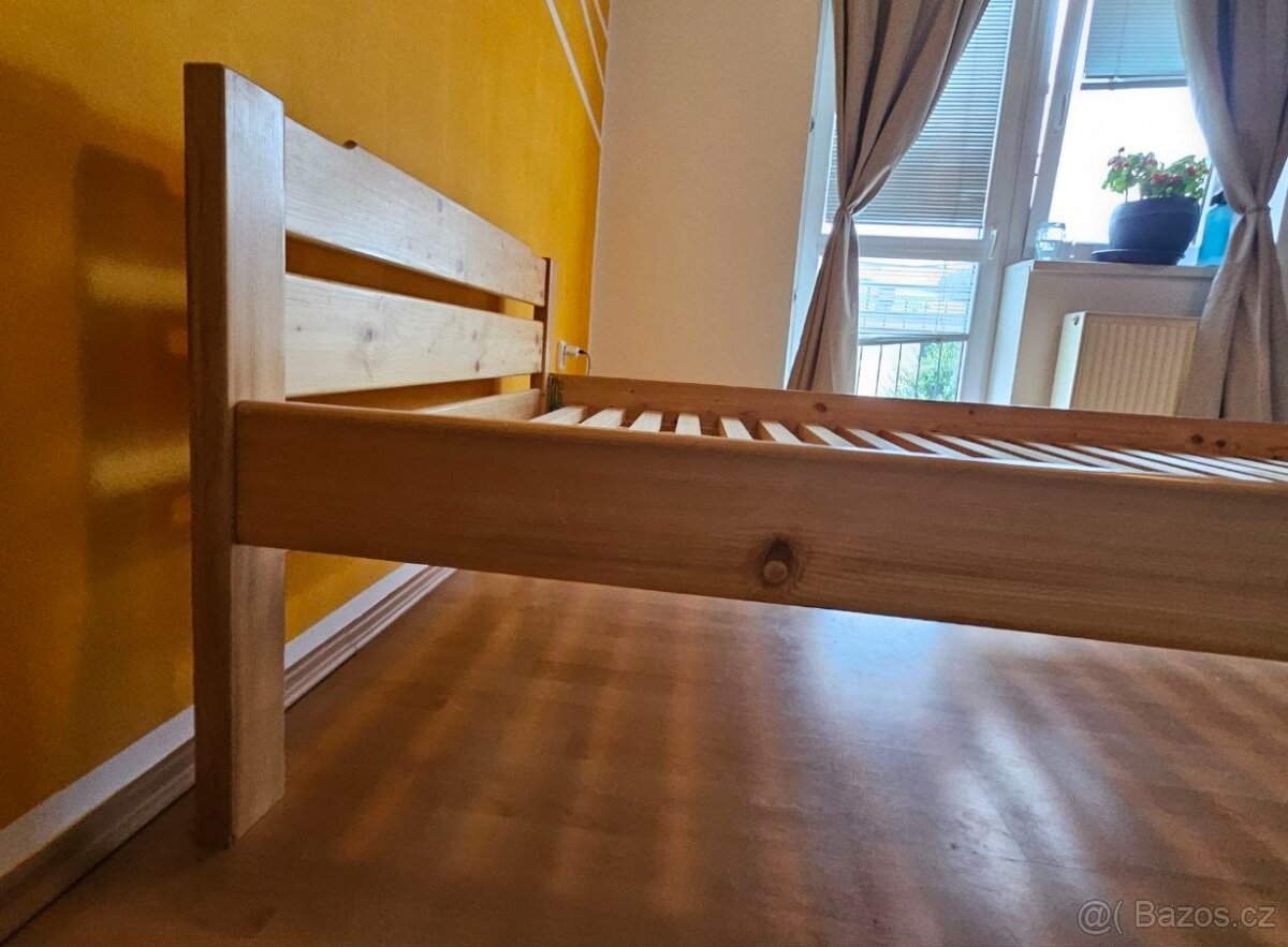 Postel z masivu 120x200 s roštem - 2