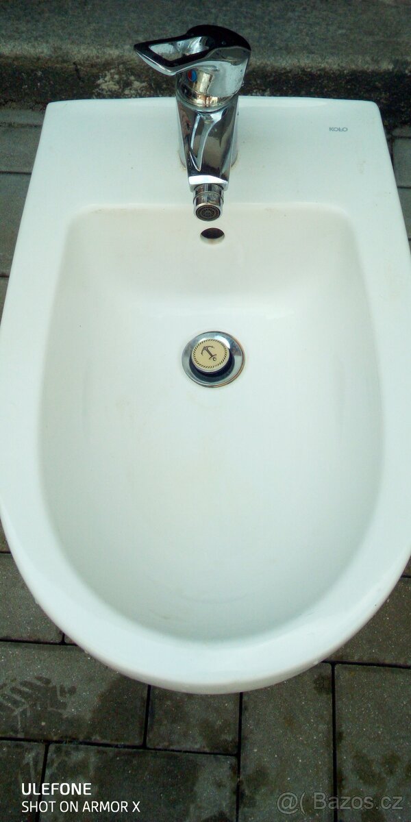 Prodám bidet - 2