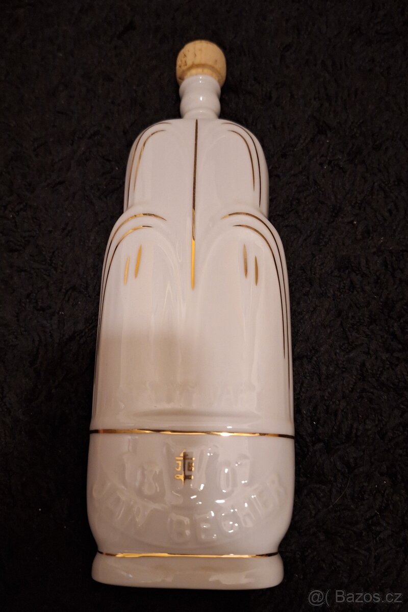 Porcelánová karafa - 2