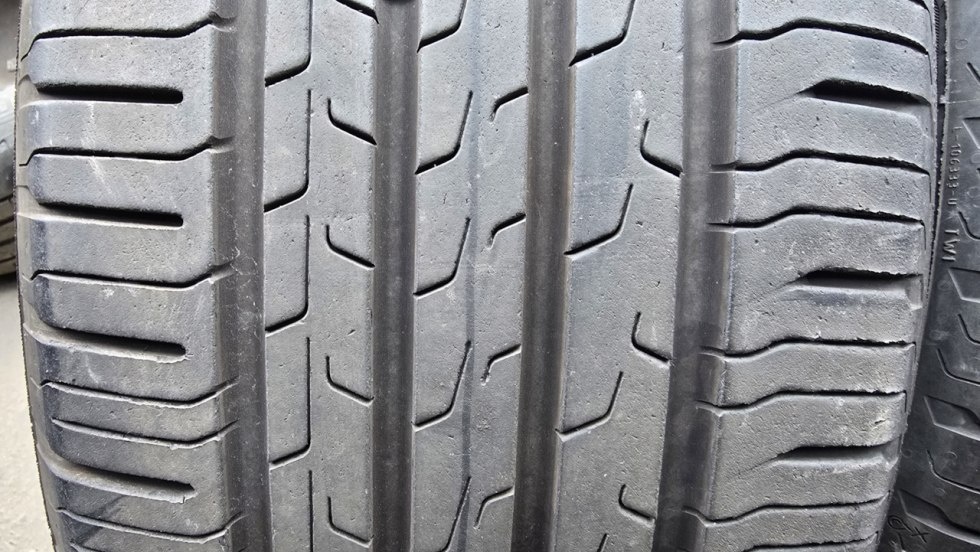 Letní pneu 225/45/18 Continental - 2