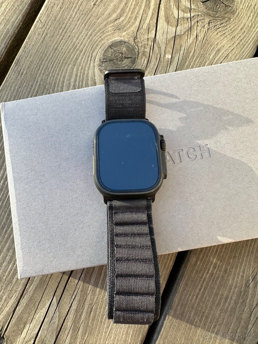 Apple Watch Ultra 3 49mm – černý titan - 2