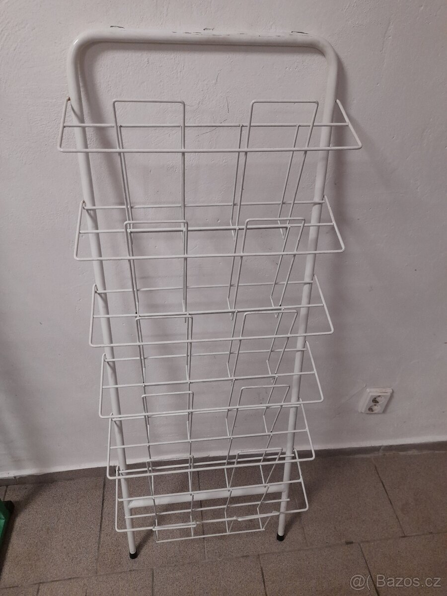 Regál - 2