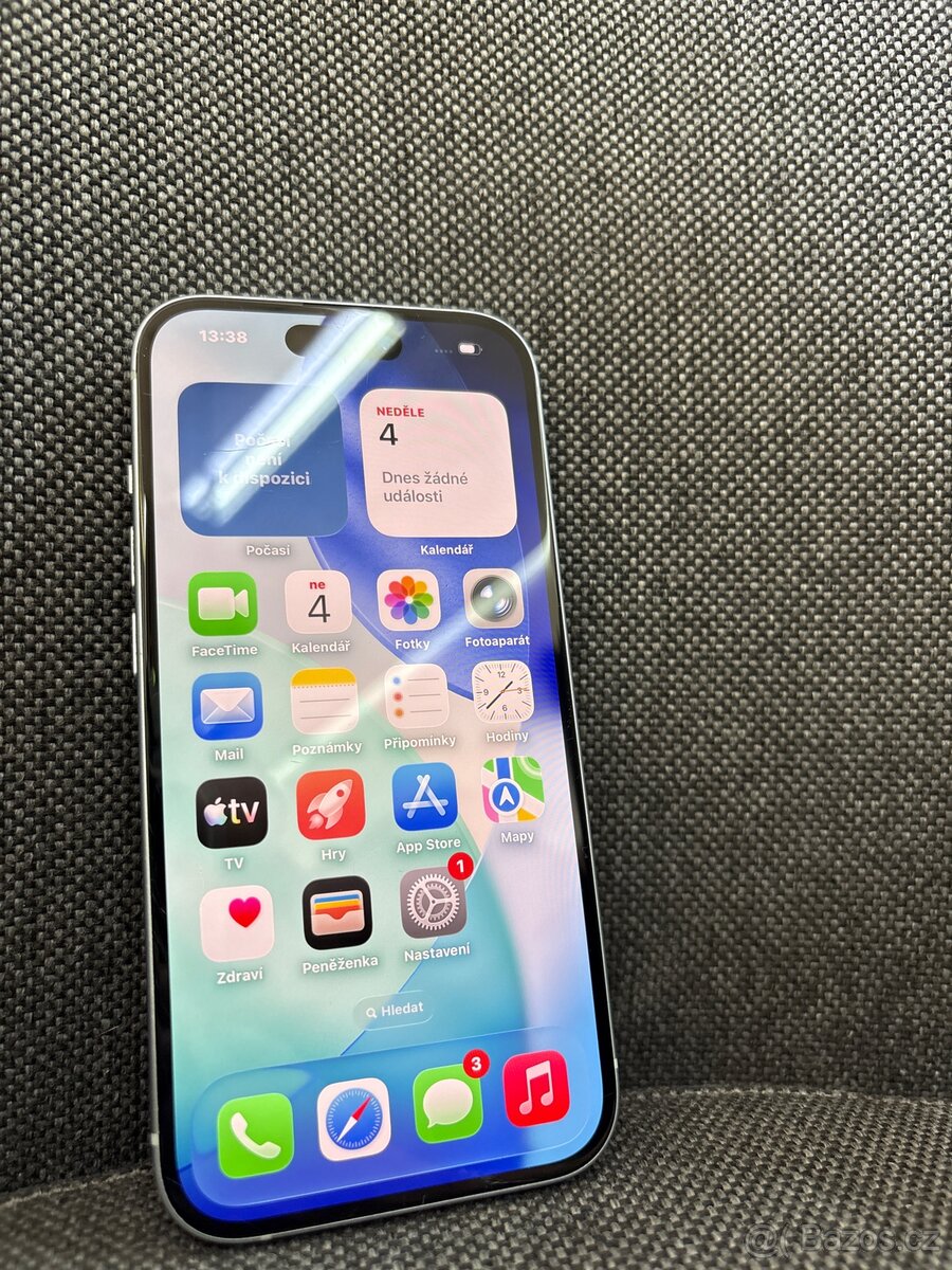 Apple iPhone 15 - 2