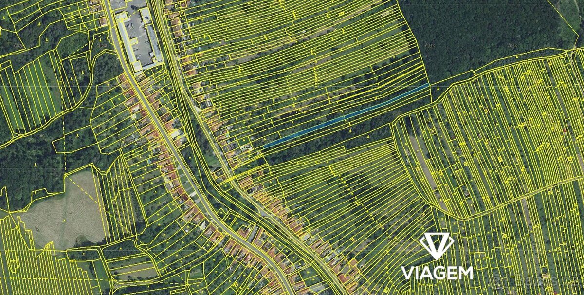 Zahrada 1 889 m² - 2